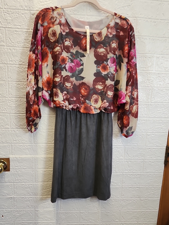 Uncle Frank Dresses & Skirts - Uncle Frank Floral  Top in Burgundy, Pink & Green